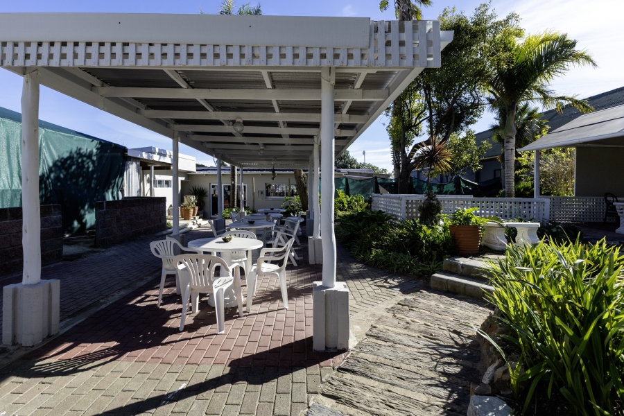Commercial Property for Sale in East Bank Eastern Cape
